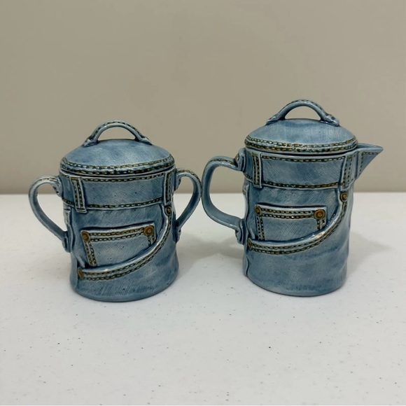 Vintage 1978 Ceramic Denim Blue Jean Creamer & Sugar Bowl w Lids Handmade RARE - Picture 2 of 12